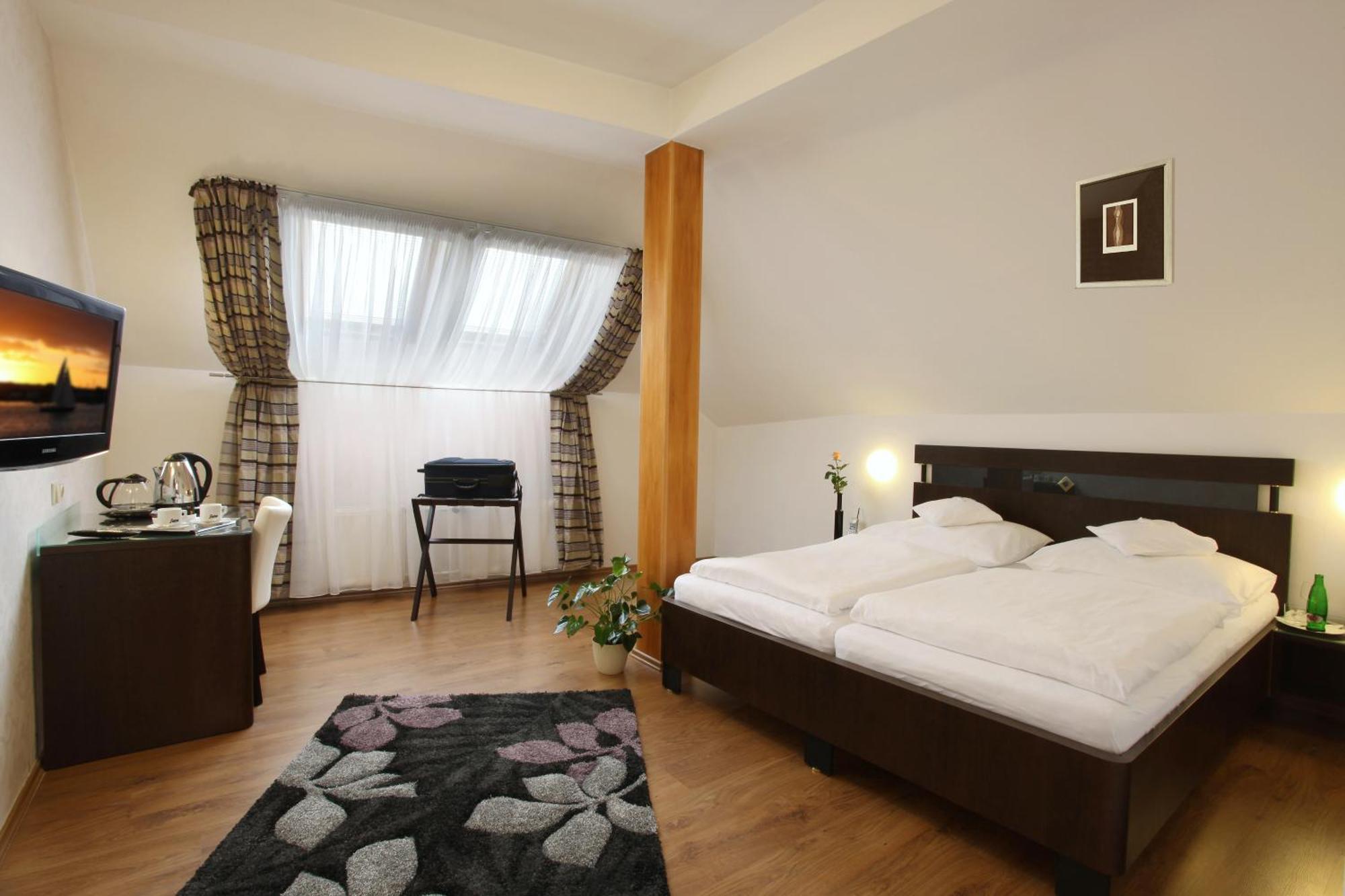 Hotel Trinity Olomouc Ngoại thất bức ảnh