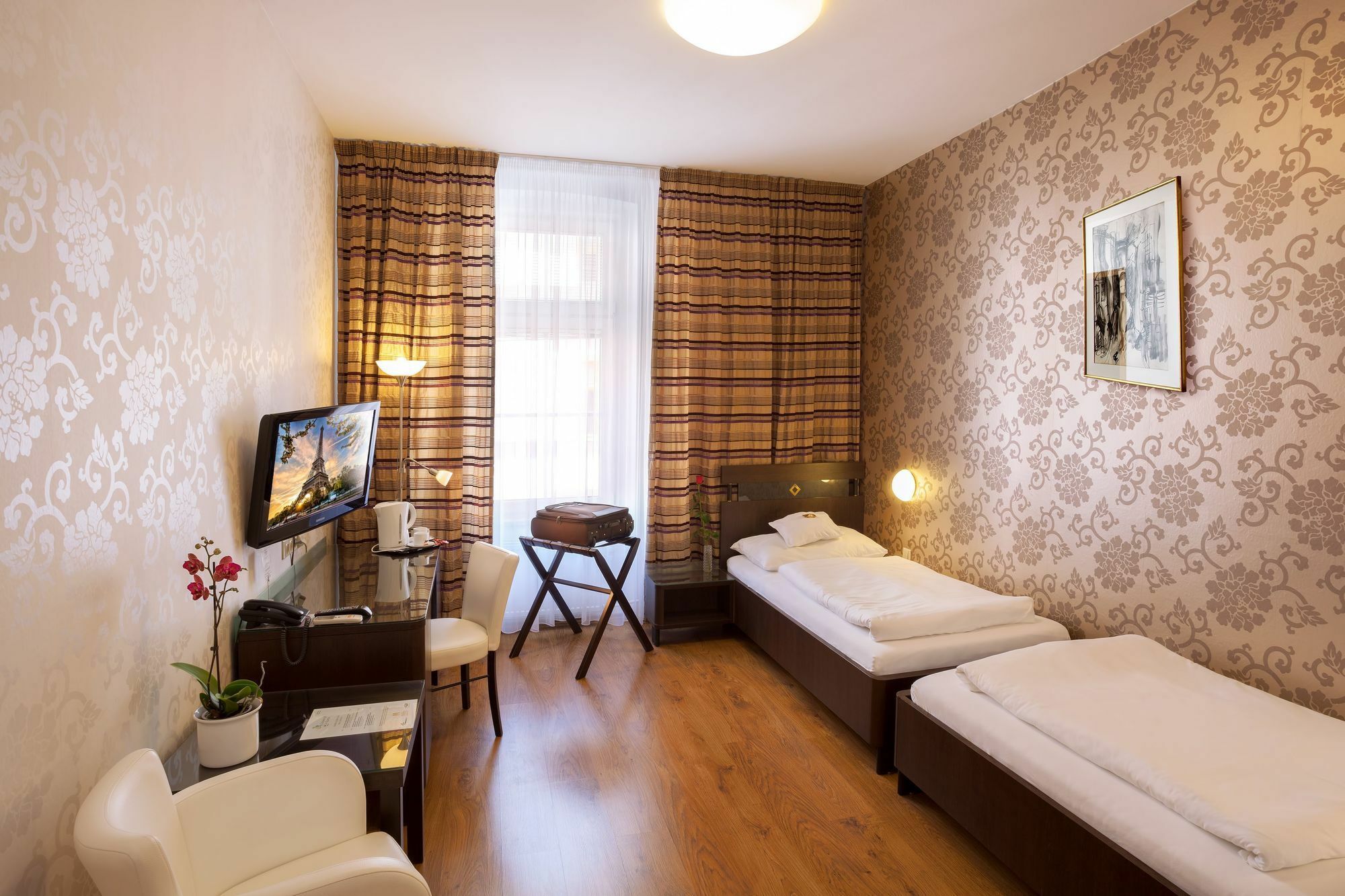 Hotel Trinity Olomouc Ngoại thất bức ảnh